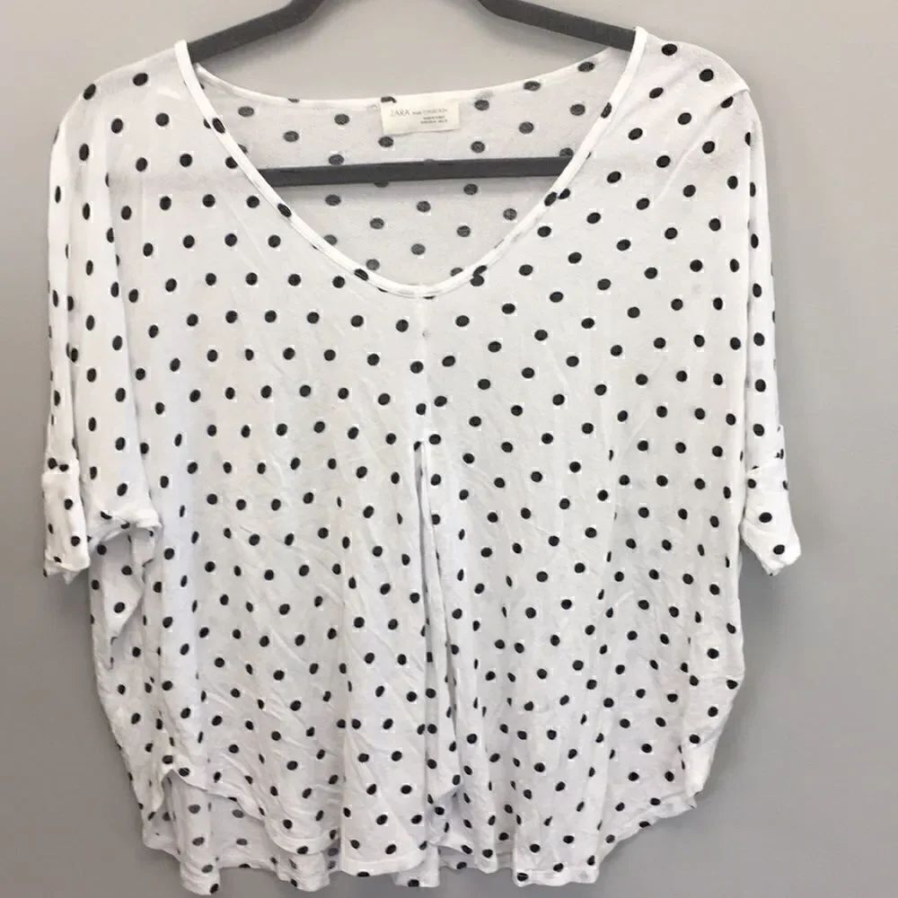 Zara | Zara W&B Polka Dot V Neck Crop Top | M